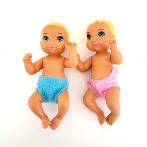 Mattel Barbie Skipper Babysitters Baby Dolls with Yellow Hair Pink Blue Diaper